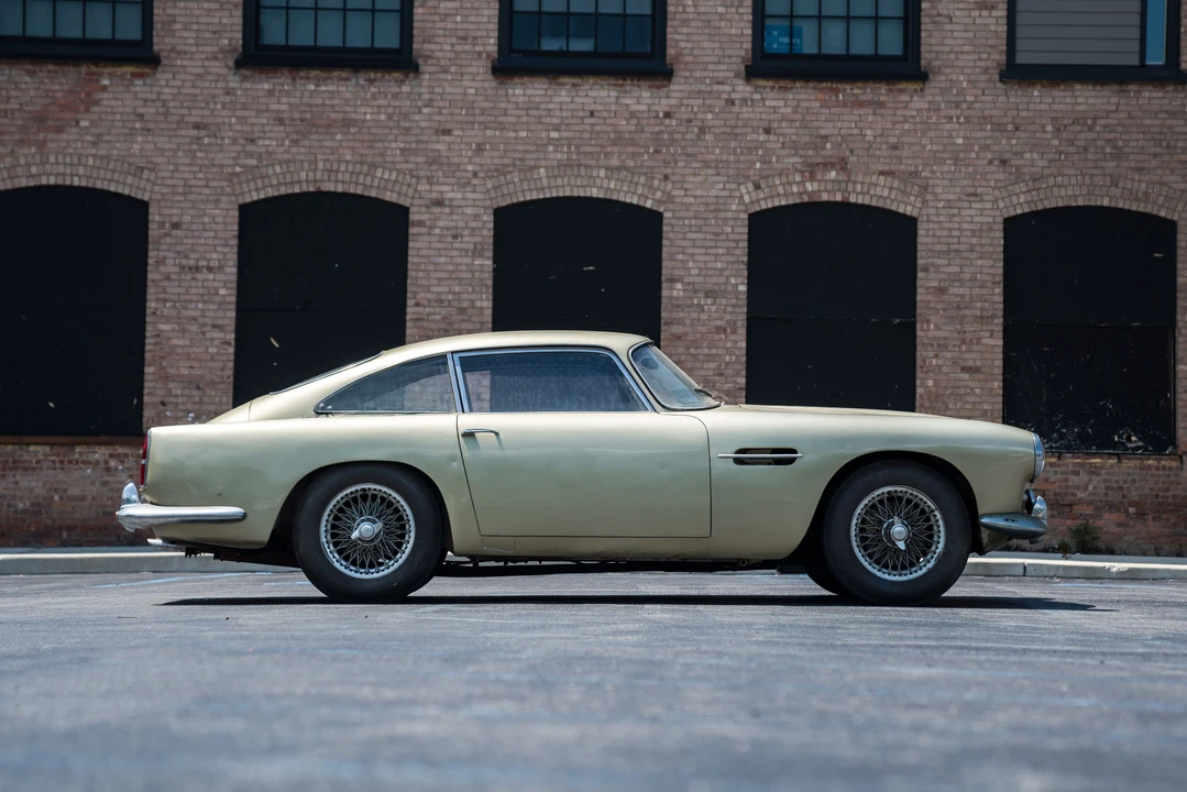 1961 Aston Martin DB4 - Image 12 of 31