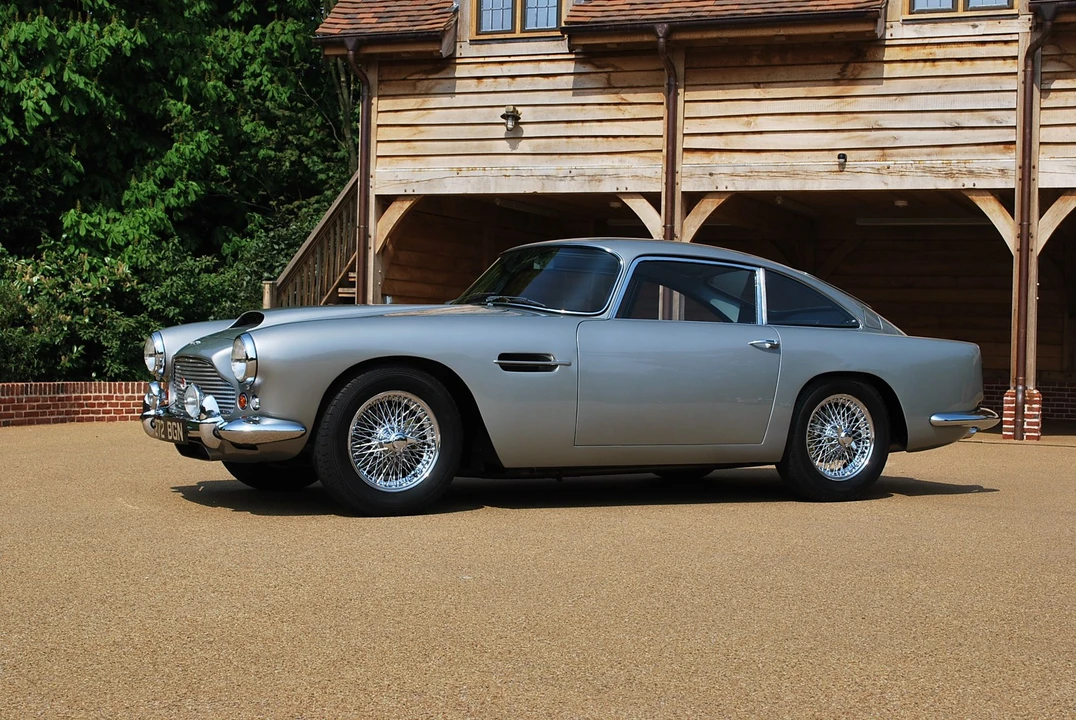 1961 Aston Martin DB4 - Image 2 of 16
