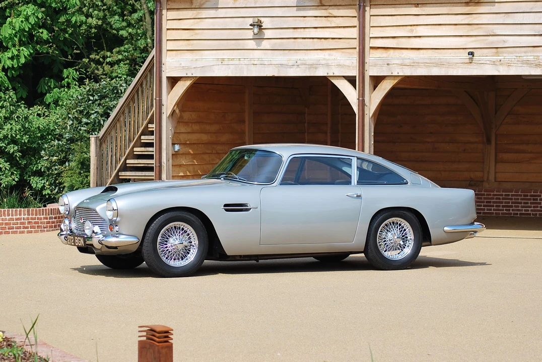 1961 Aston Martin DB4 - Image 12 of 16