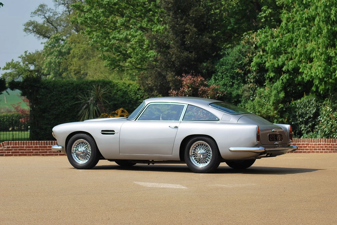 1961 Aston Martin DB4 - Image 10 of 16