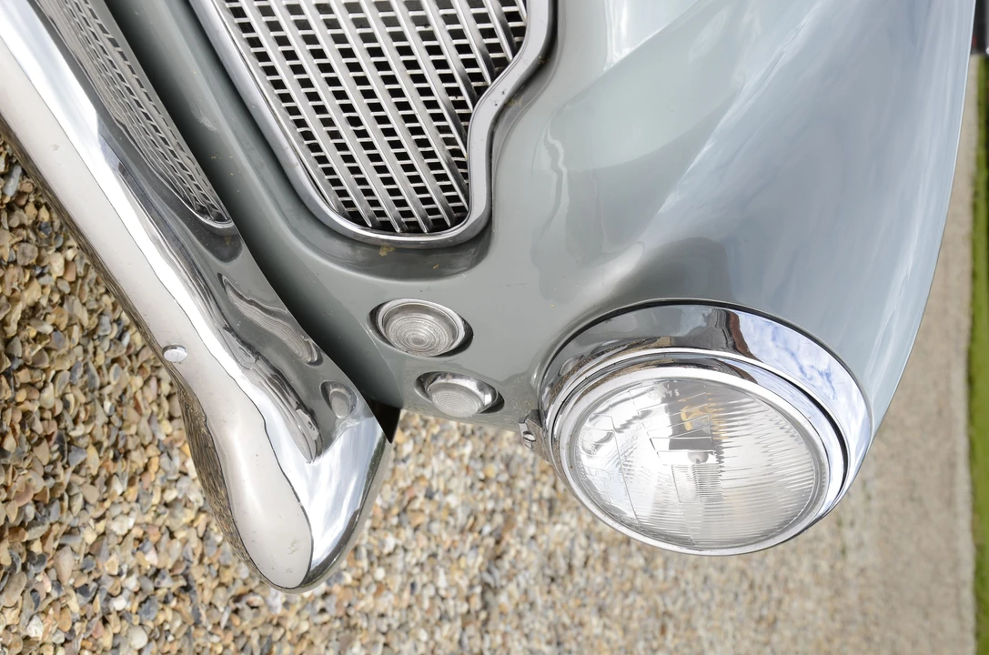 1961 Aston Martin DB4 - Image 11 of 14