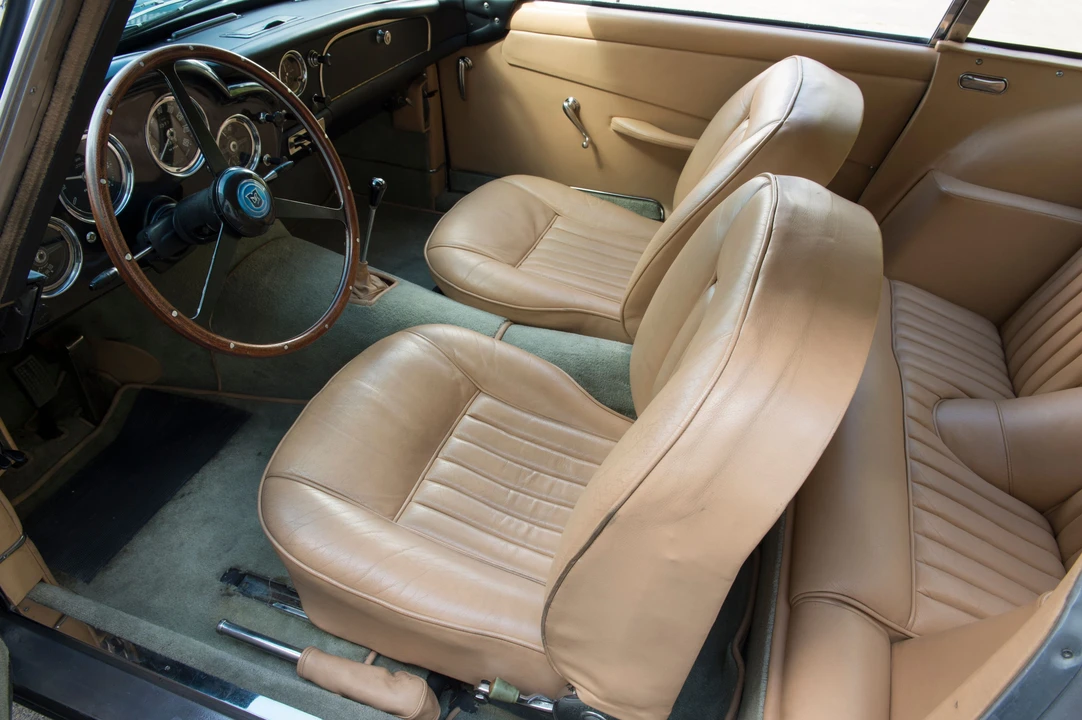 1961 Aston Martin DB4 - Image 16 of 23