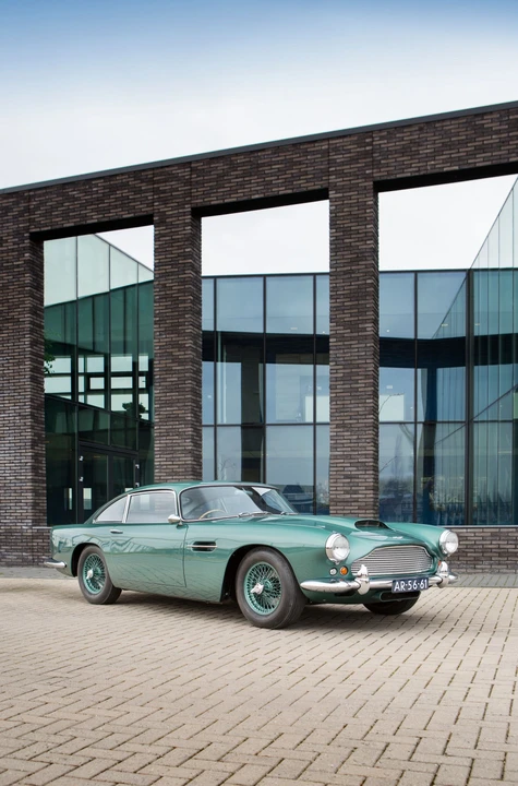1961 Aston Martin DB4 - Image 19 of 22