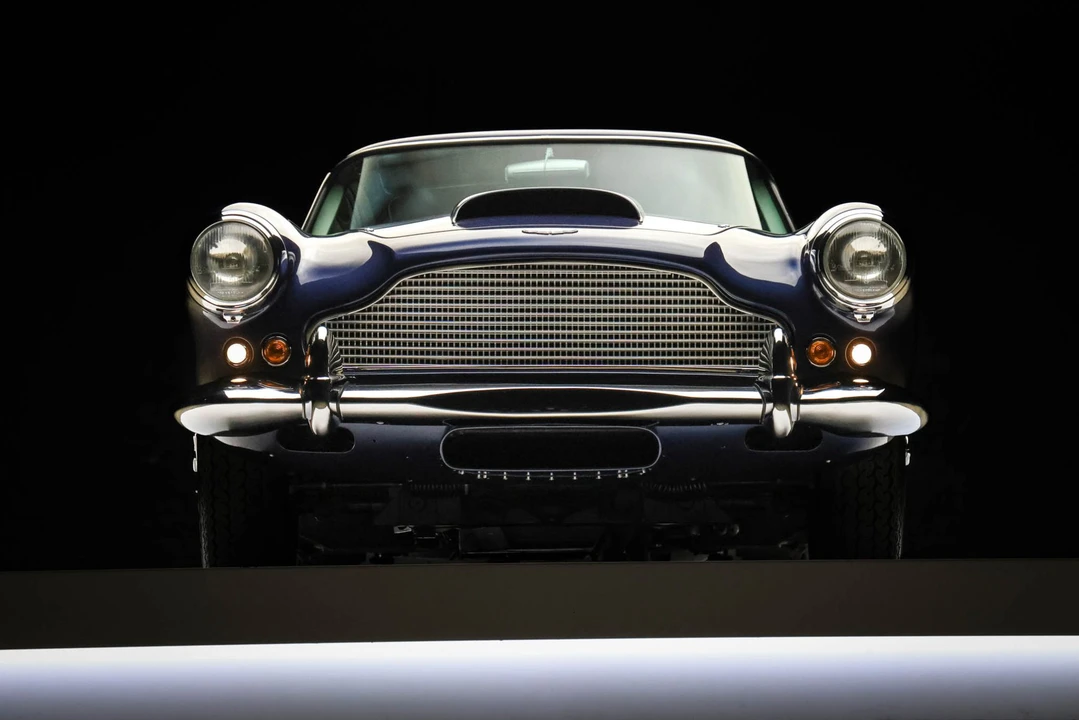1961 Aston Martin DB4 - Image 25 of 31