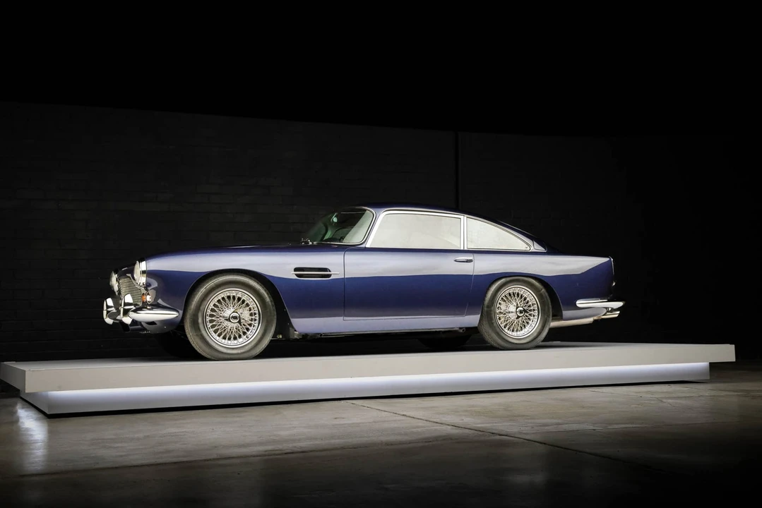 1961 Aston Martin DB4 - Image 17 of 31