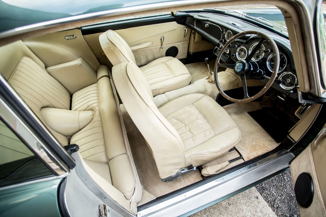1961 Aston Martin DB4 - Image 23 of 26