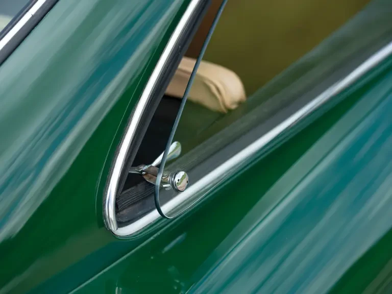 1961 Aston Martin DB4 - Image 23 of 25