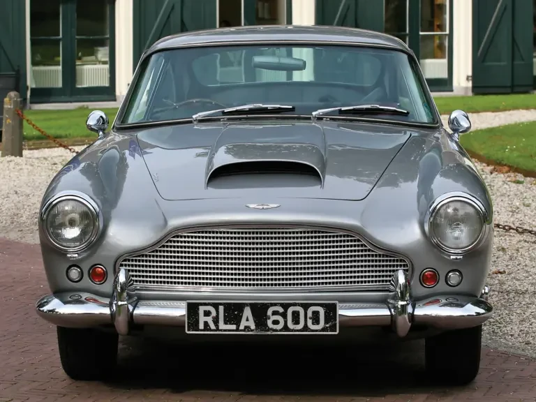 1961 Aston Martin DB4 - Image 16 of 17