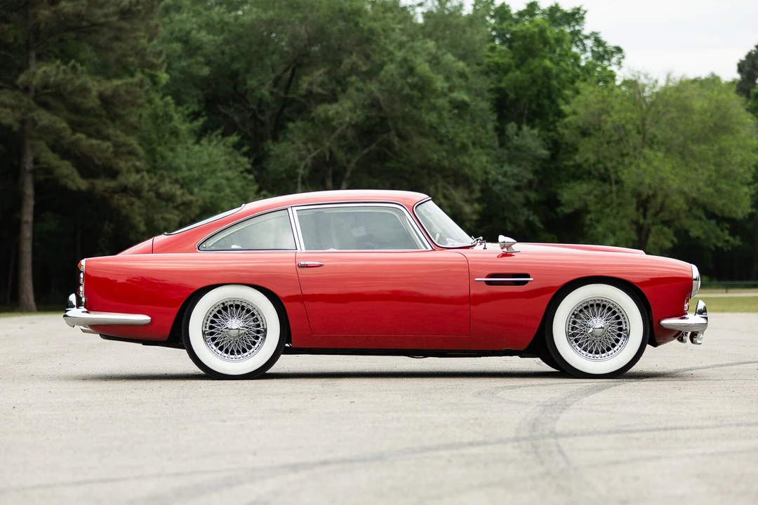 1961 Aston Martin DB4 - Image 9 of 31