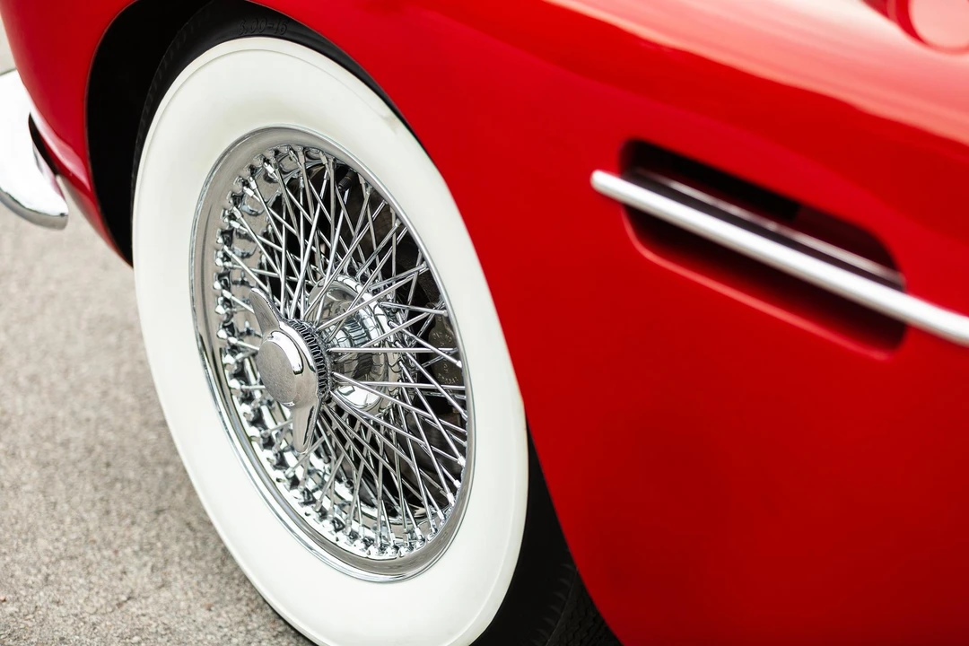 1961 Aston Martin DB4 - Image 26 of 31