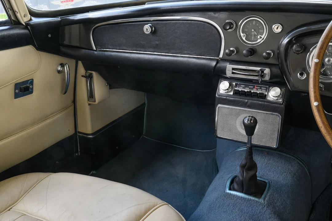 1961 Aston Martin DB4 Vantage - Image 10 of 31