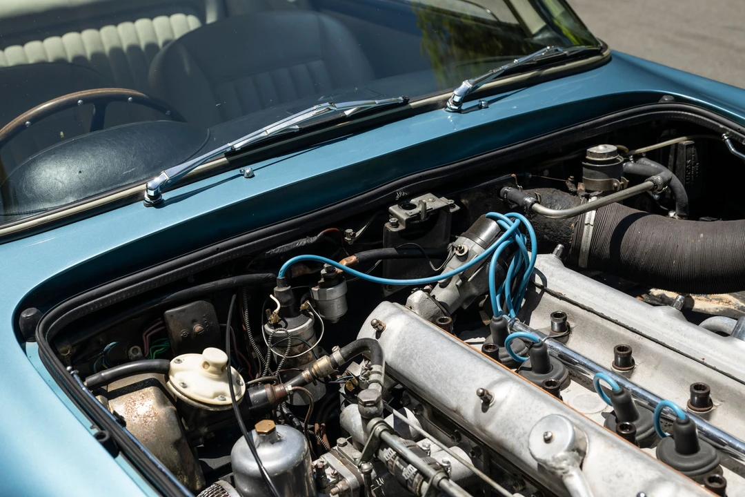 1961 Aston Martin DB4 Vantage - Image 12 of 31