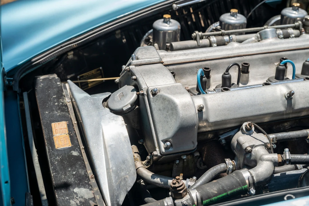1961 Aston Martin DB4 Vantage - Image 11 of 31