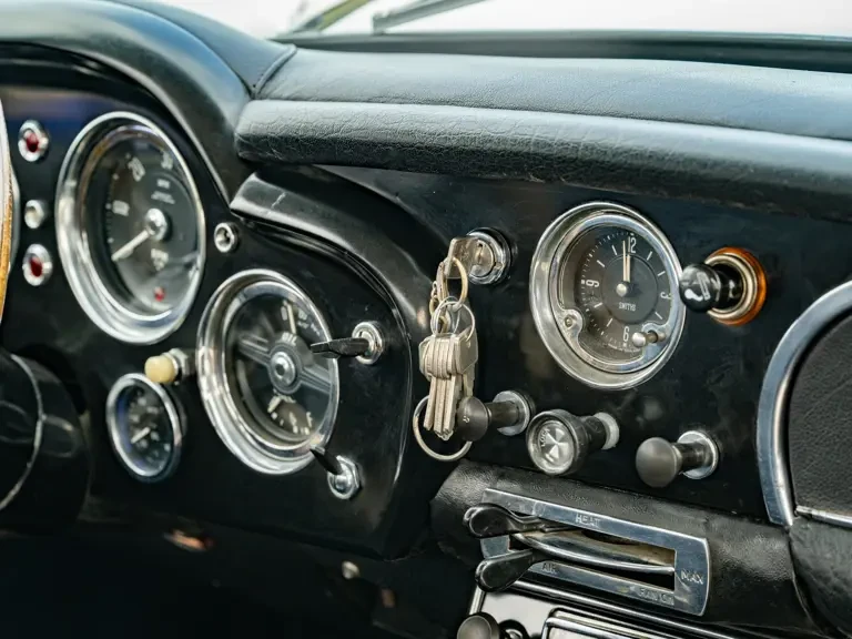 1961 Aston Martin DB4 - Image 24 of 31
