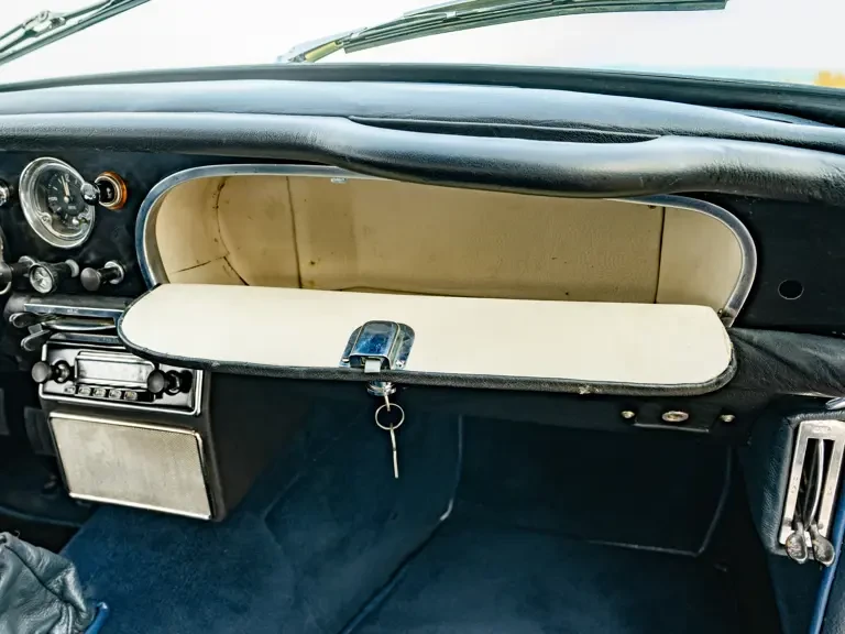 1961 Aston Martin DB4 - Image 21 of 31