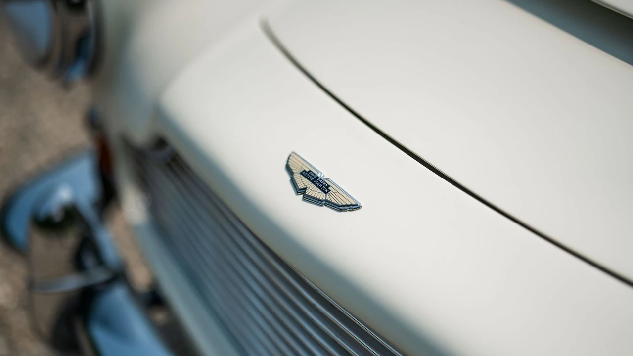 1961 Aston Martin DB4 - Image 25 of 31