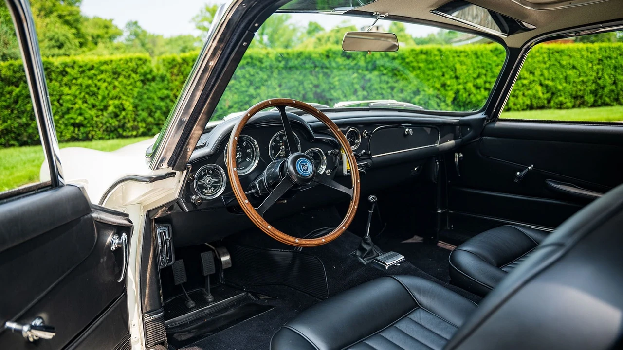 1961 Aston Martin DB4 - Image 7 of 31