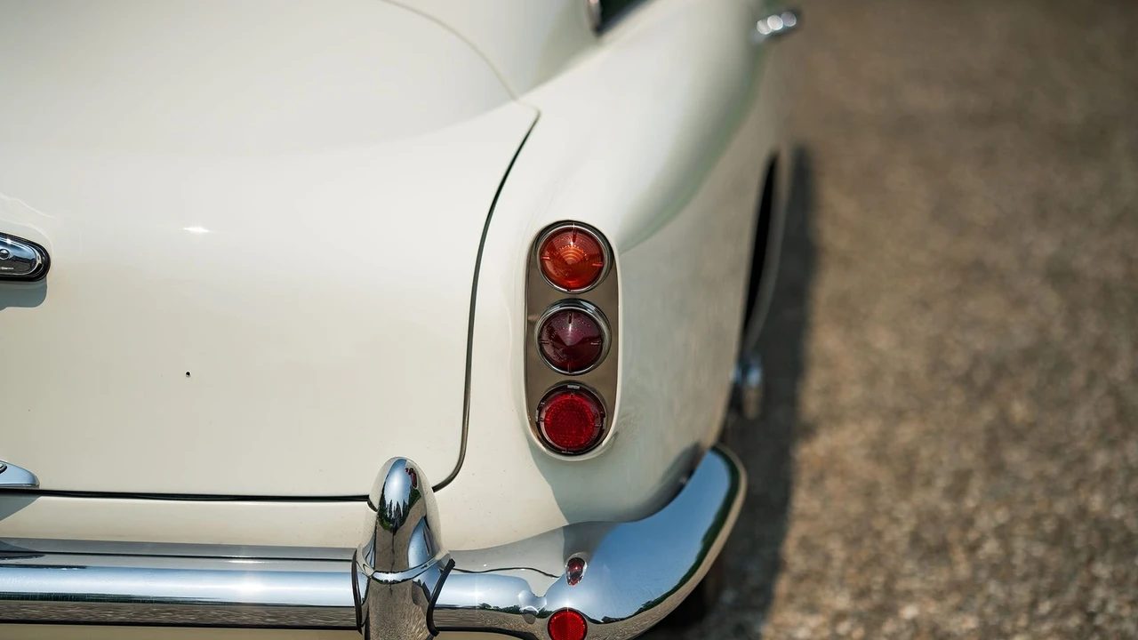 1961 Aston Martin DB4 - Image 28 of 31