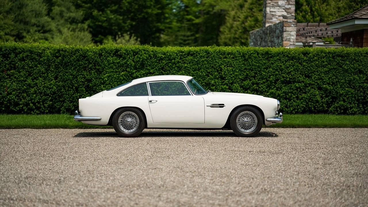1961 Aston Martin DB4 - Image 13 of 31