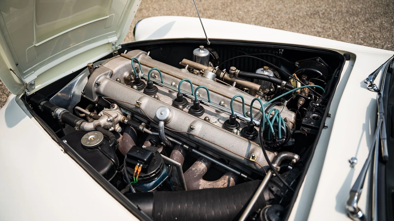 1961 Aston Martin DB4 - Image 10 of 31