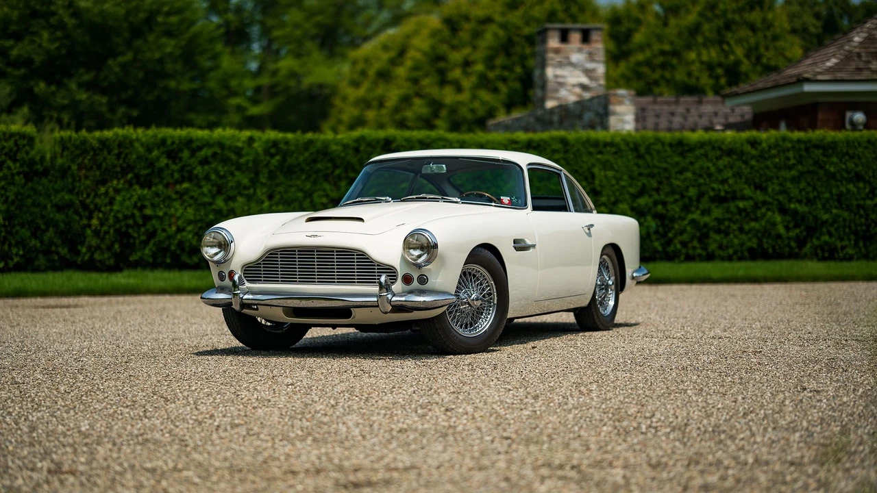 1961 Aston Martin DB4 - Image 8 of 31