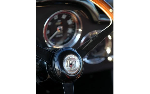 1961 Aston Martin DB4 - Image 6 of 11