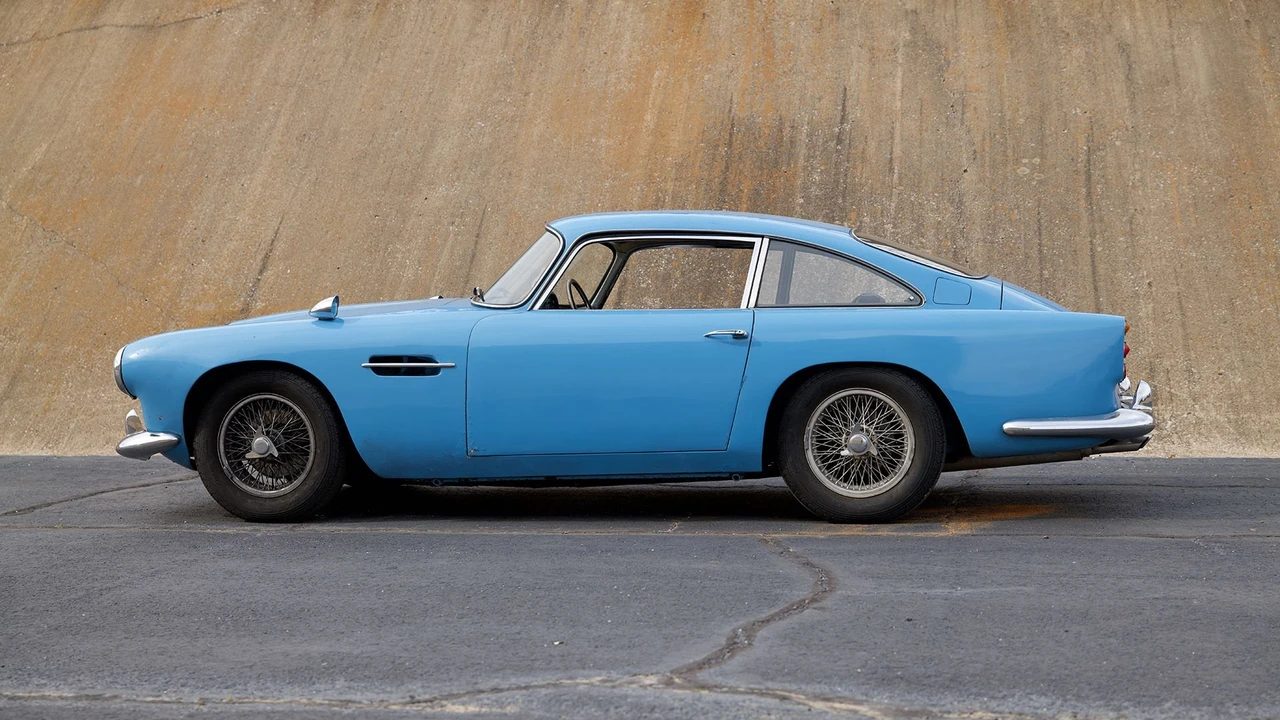 1961 Aston Martin DB4 - Image 9 of 31