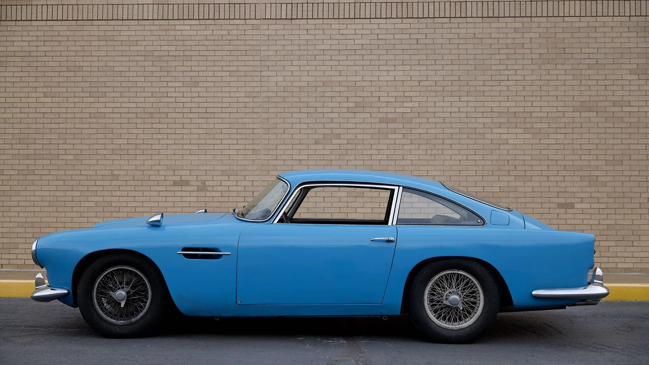 1961 Aston Martin DB4 - Image 2 of 31