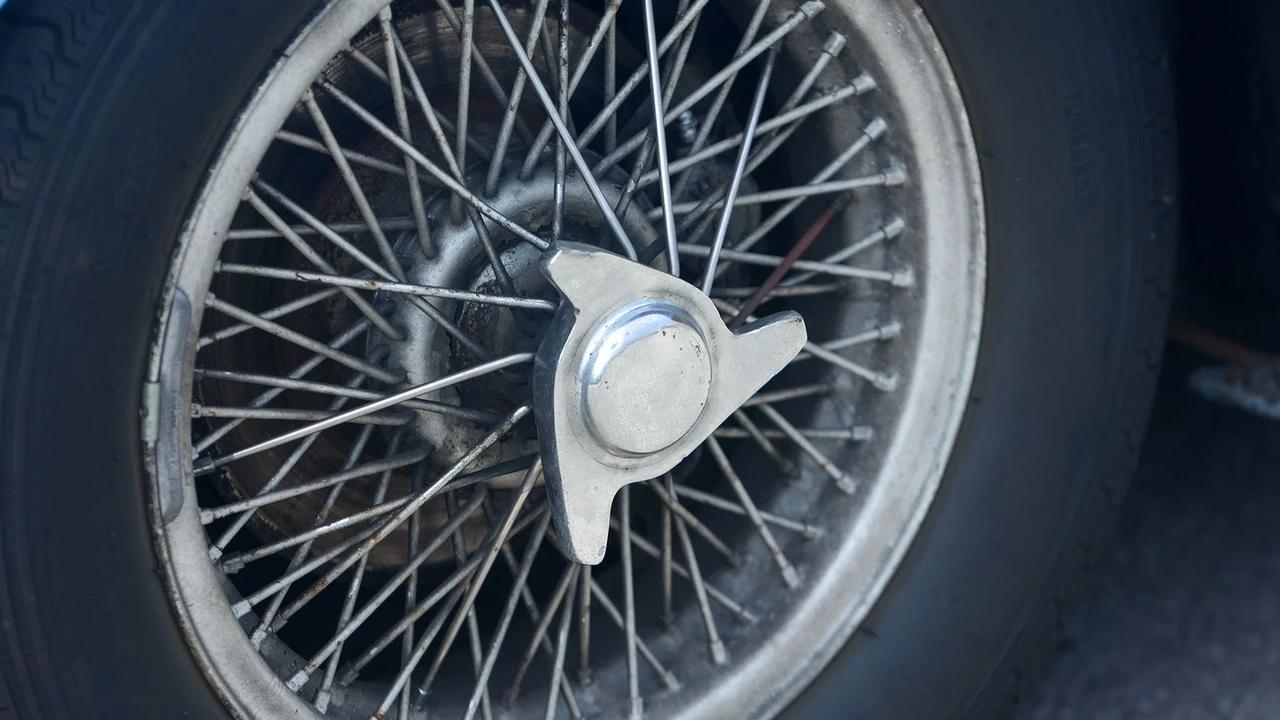 1961 Aston Martin DB4 - Image 16 of 31