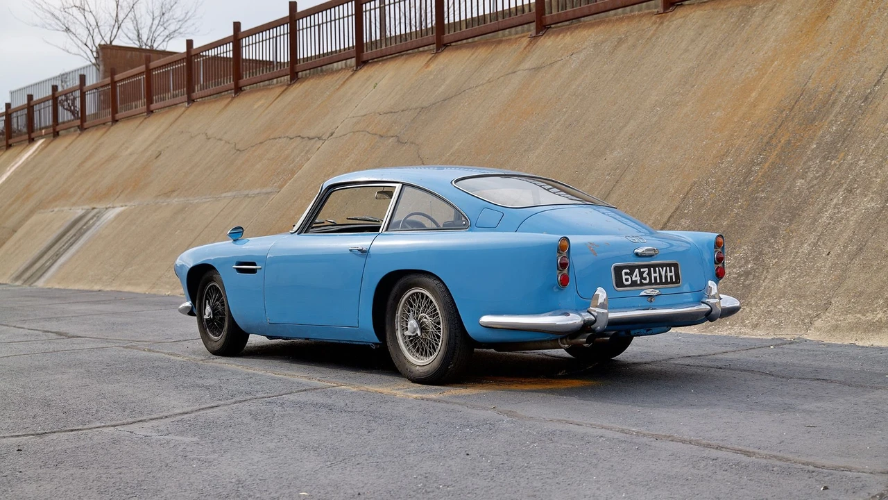 1961 Aston Martin DB4 - Image 11 of 31