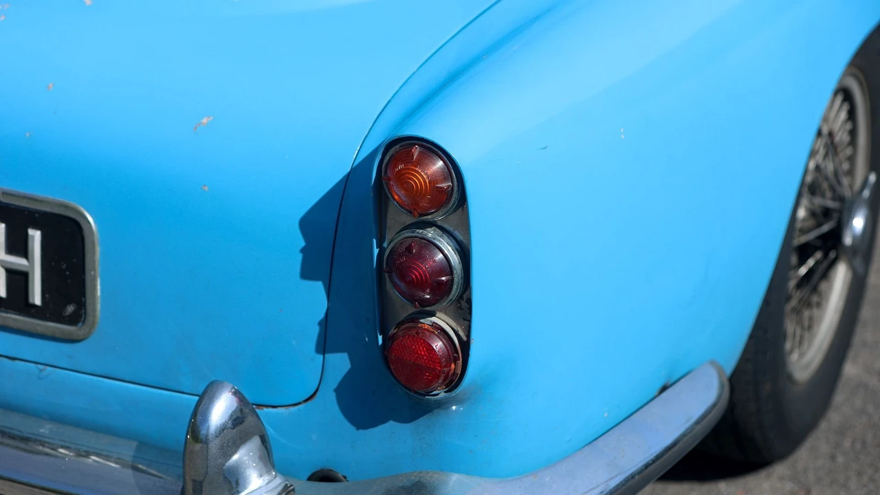1961 Aston Martin DB4 - Image 26 of 31