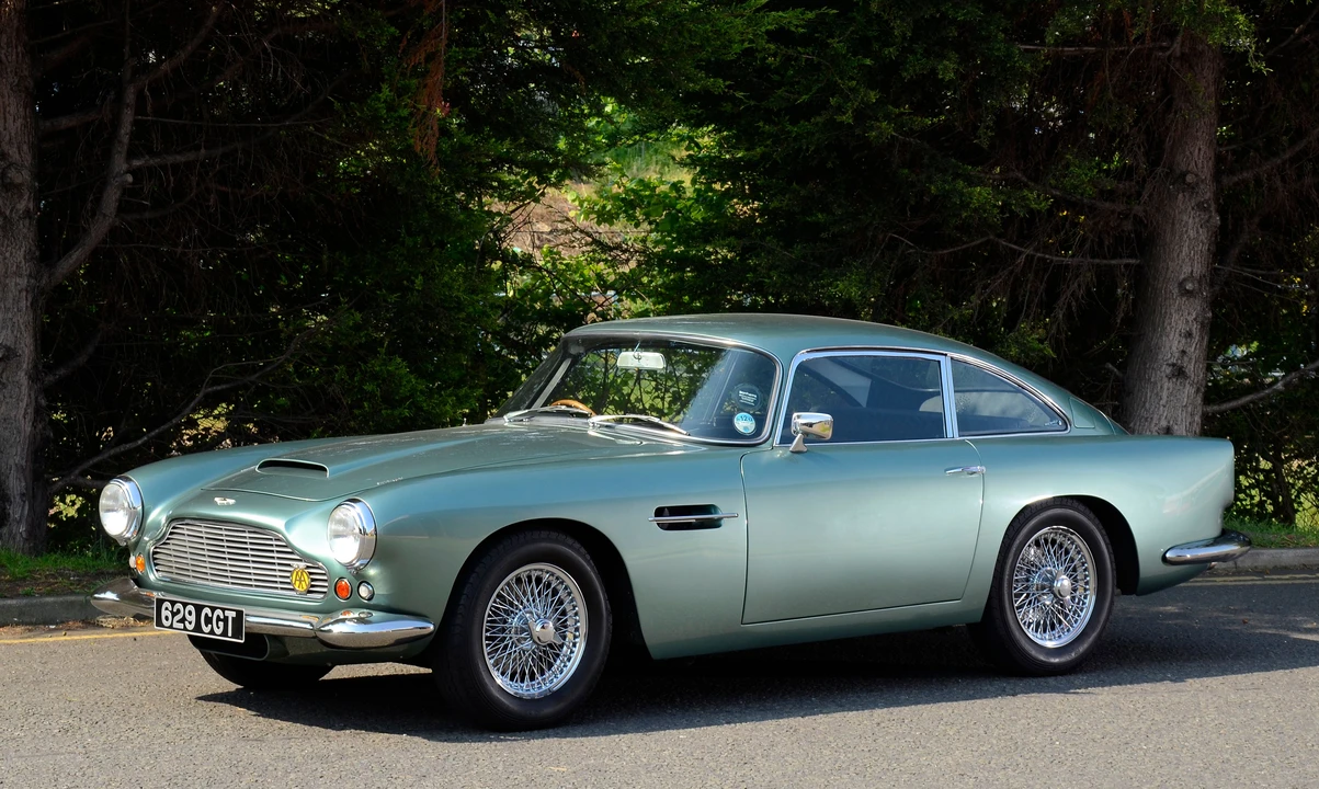 1961 Aston Martin DB4 - Image 16 of 22