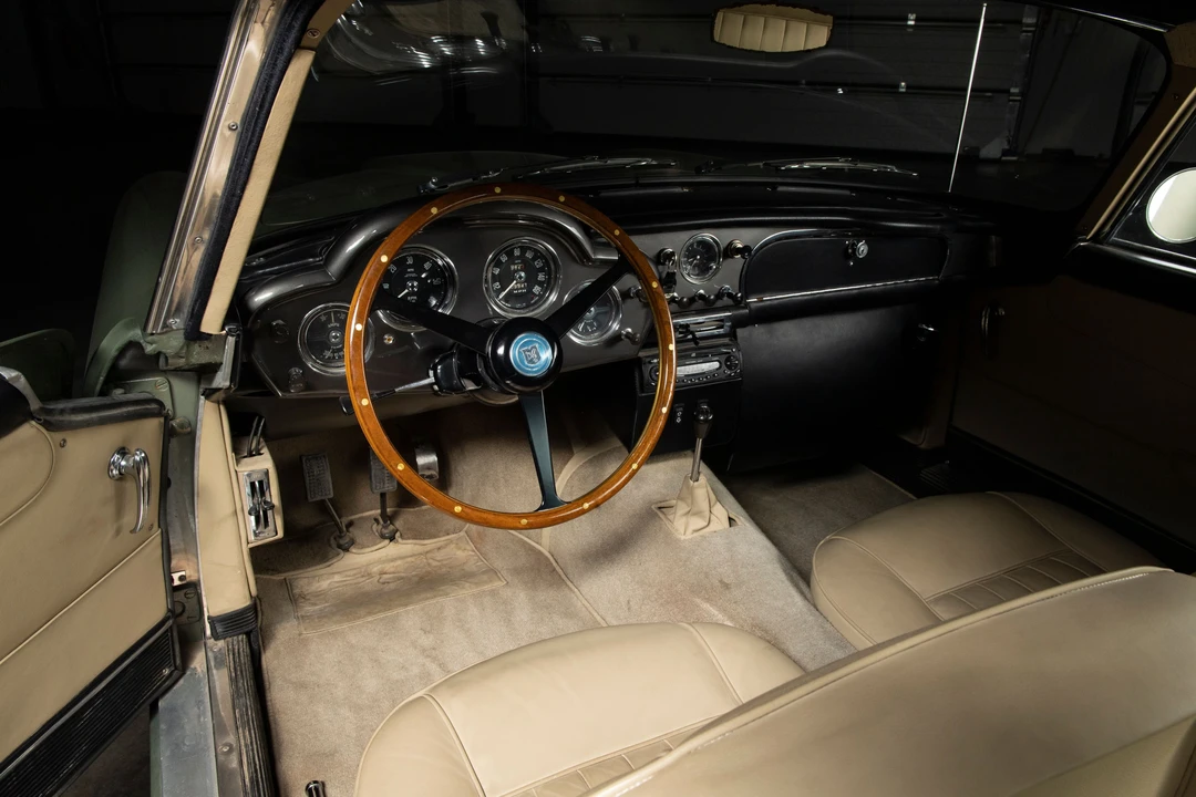 1961 Aston Martin DB4 - Image 8 of 31