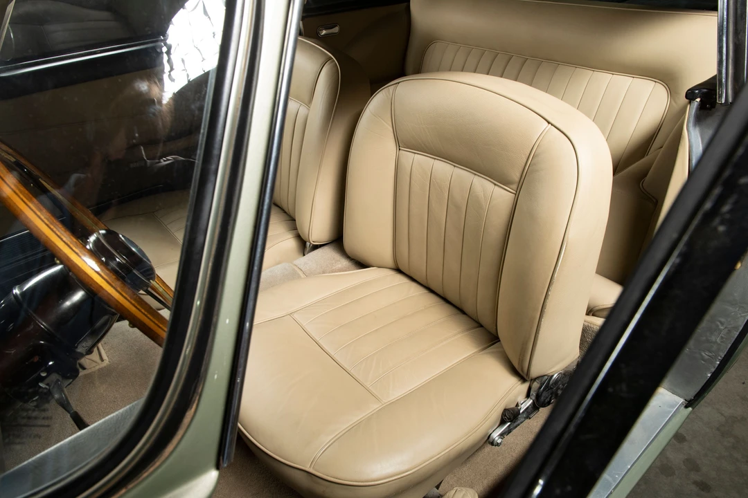1961 Aston Martin DB4 - Image 5 of 31