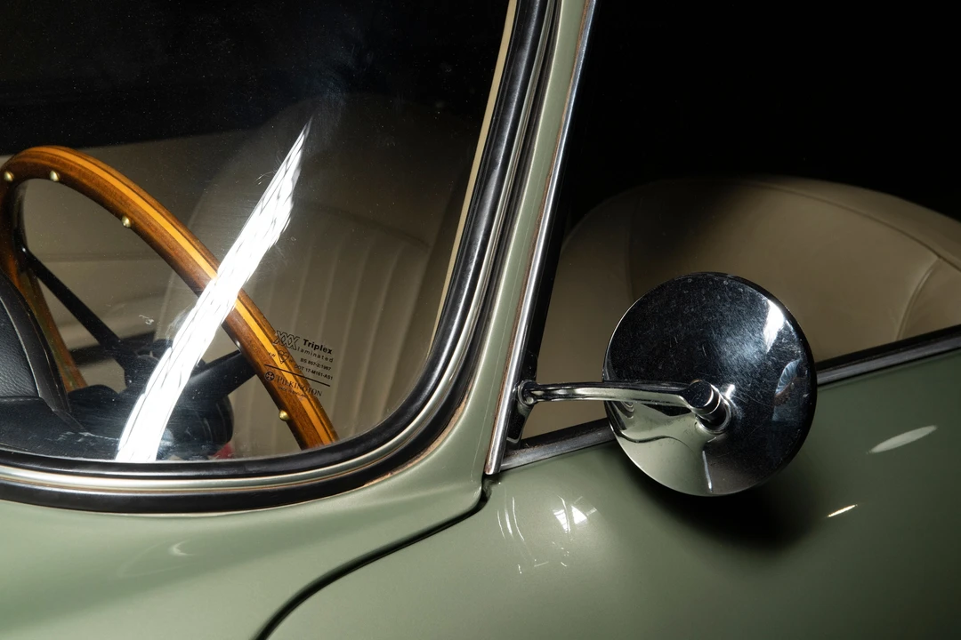 1961 Aston Martin DB4 - Image 28 of 31