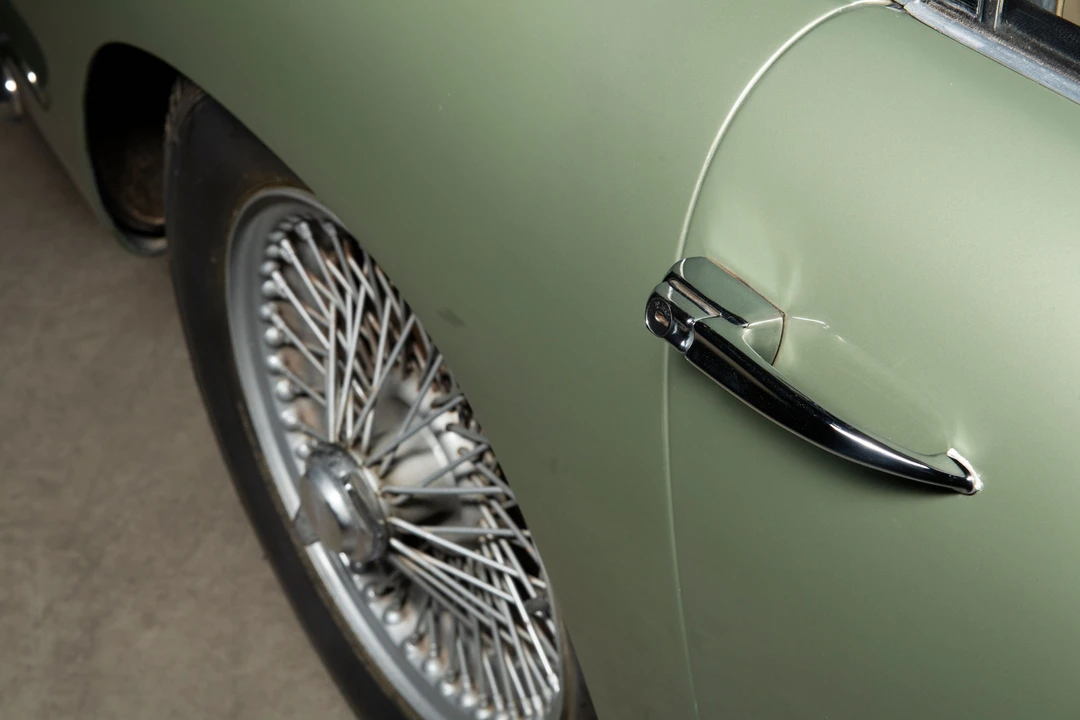 1961 Aston Martin DB4 - Image 25 of 31