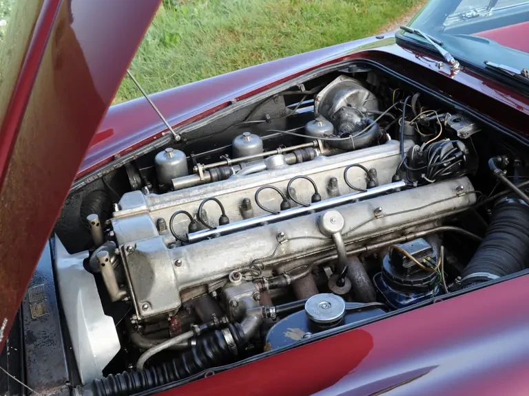 1961 Aston Martin DB4 Convertible - Image 4 of 15