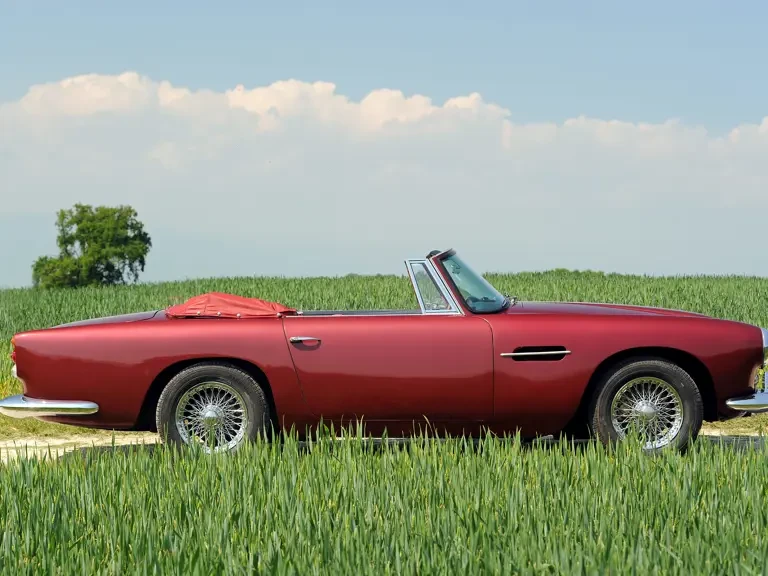 1961 Aston Martin DB4 Convertible - Image 6 of 15