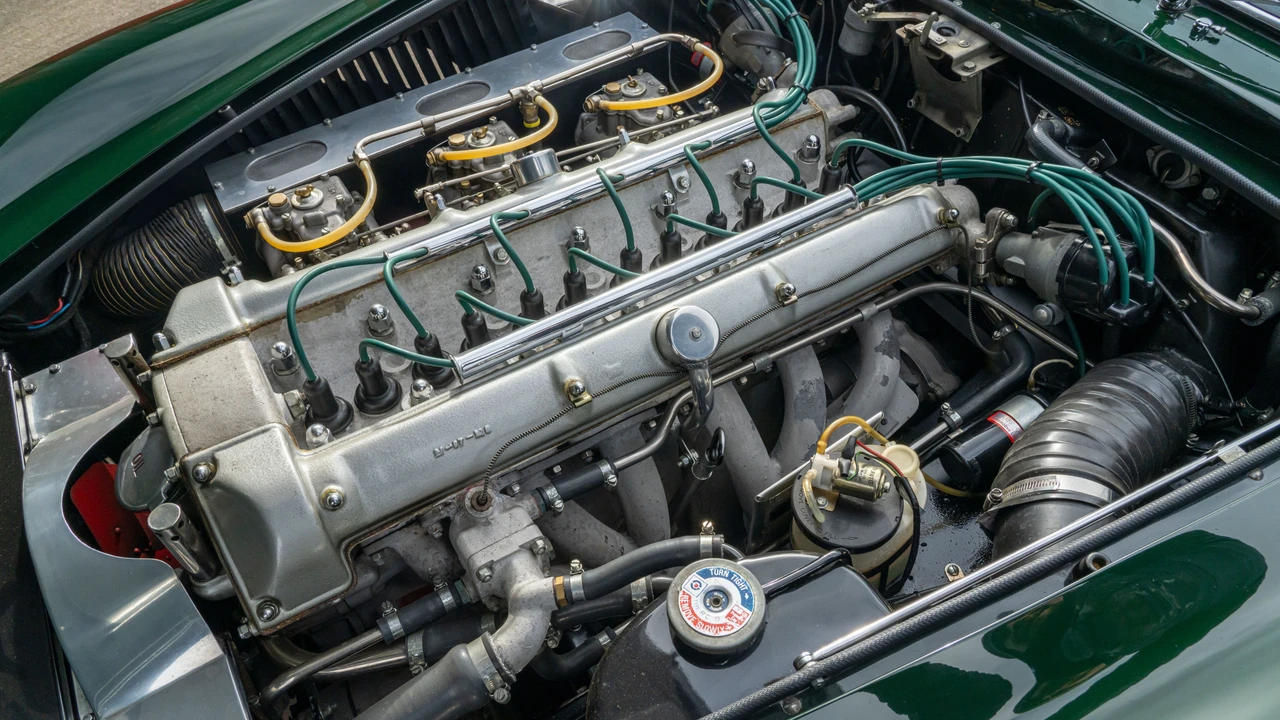 1961 Aston Martin DB4 GT - Image 18 of 30