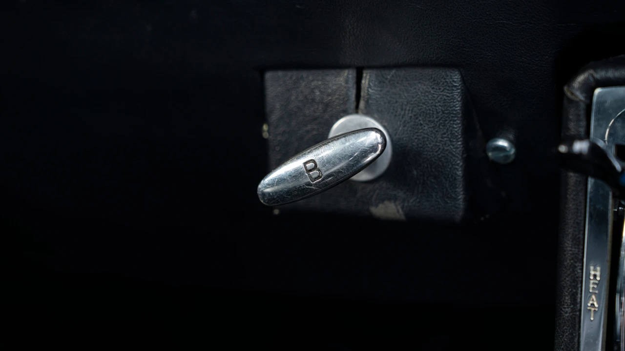 1961 Aston Martin DB4 GT - Image 28 of 30
