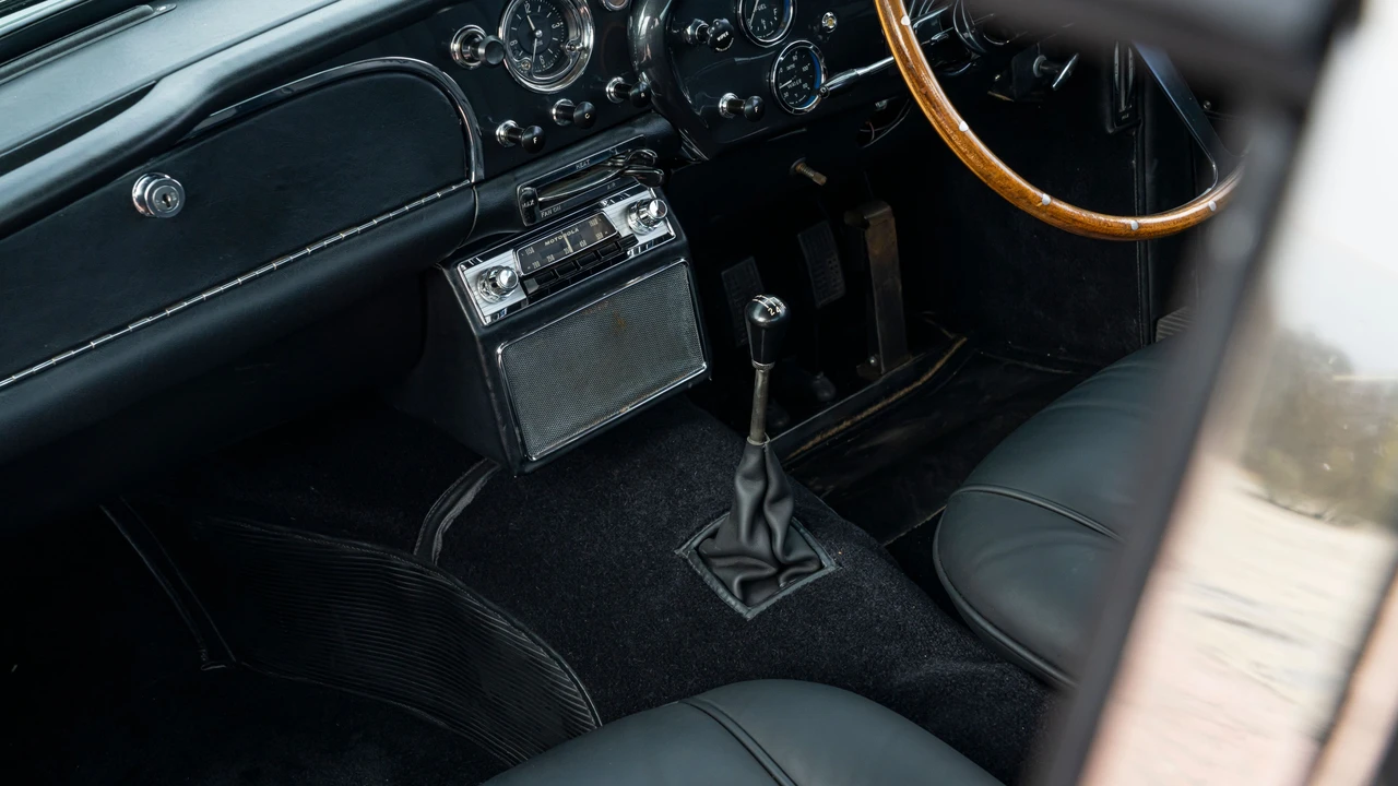 1961 Aston Martin DB4 GT - Image 25 of 30