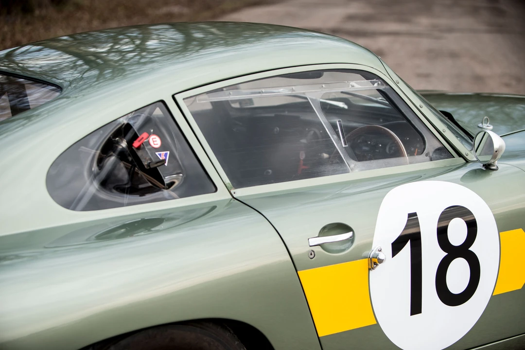 1961 Aston Martin DB4 - Image 20 of 31