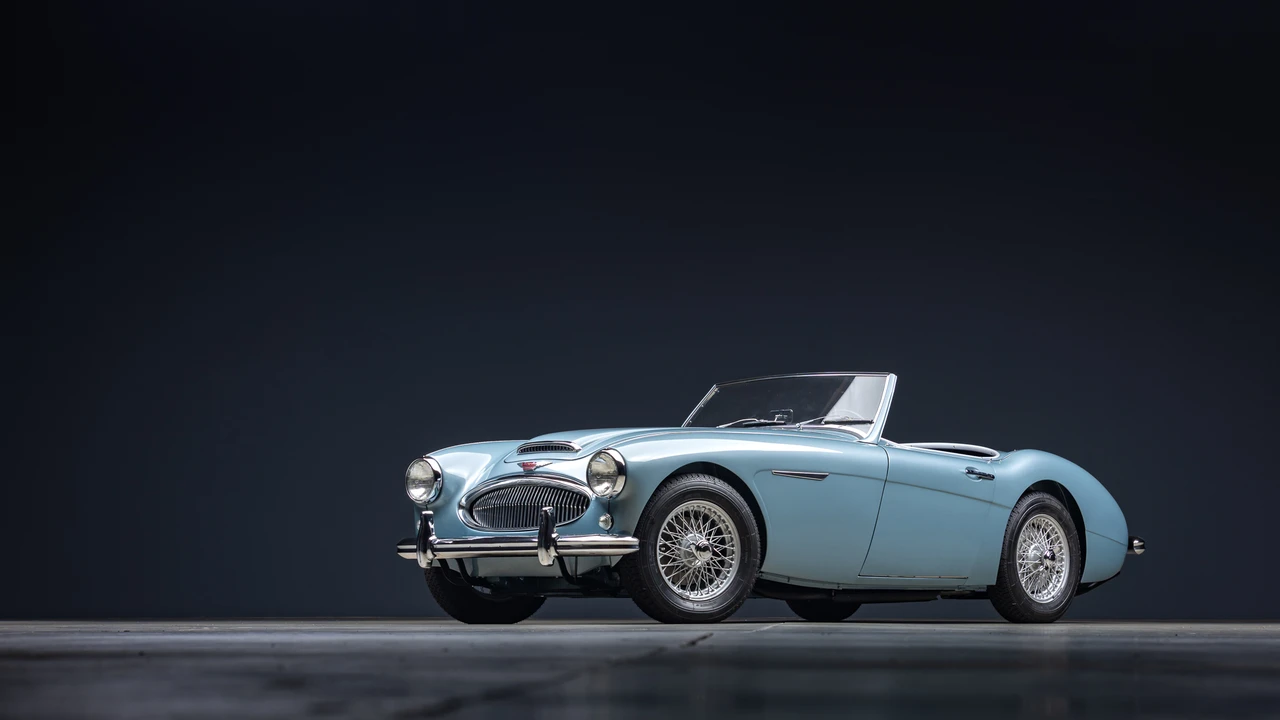 1961 Austin-Healey 3000 Mark II - Image 2 of 31