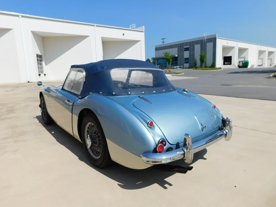 1961 Austin-Healey 3000 - Image 10 of 12