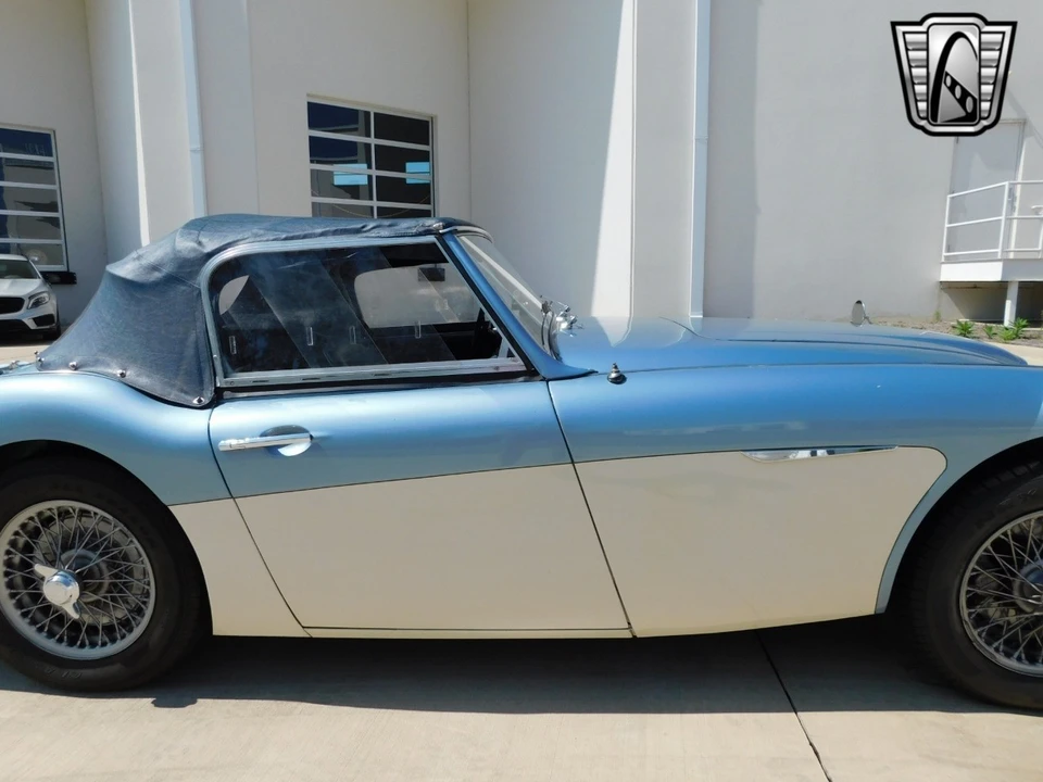 1961 Austin-Healey 3000 - Image 14 of 21