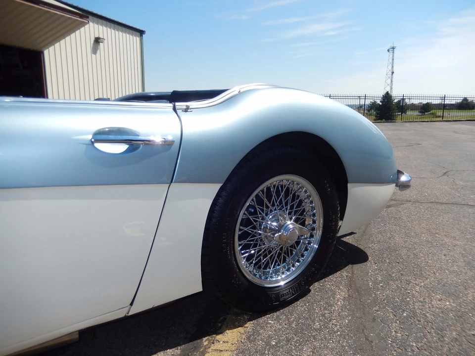 1961 Austin-Healey 3000 - Image 15 of 31