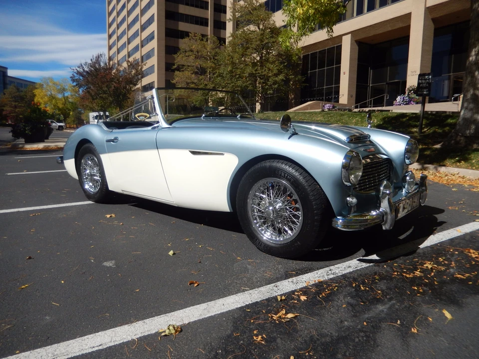 1961 Austin-Healey 3000 - Image 6 of 31