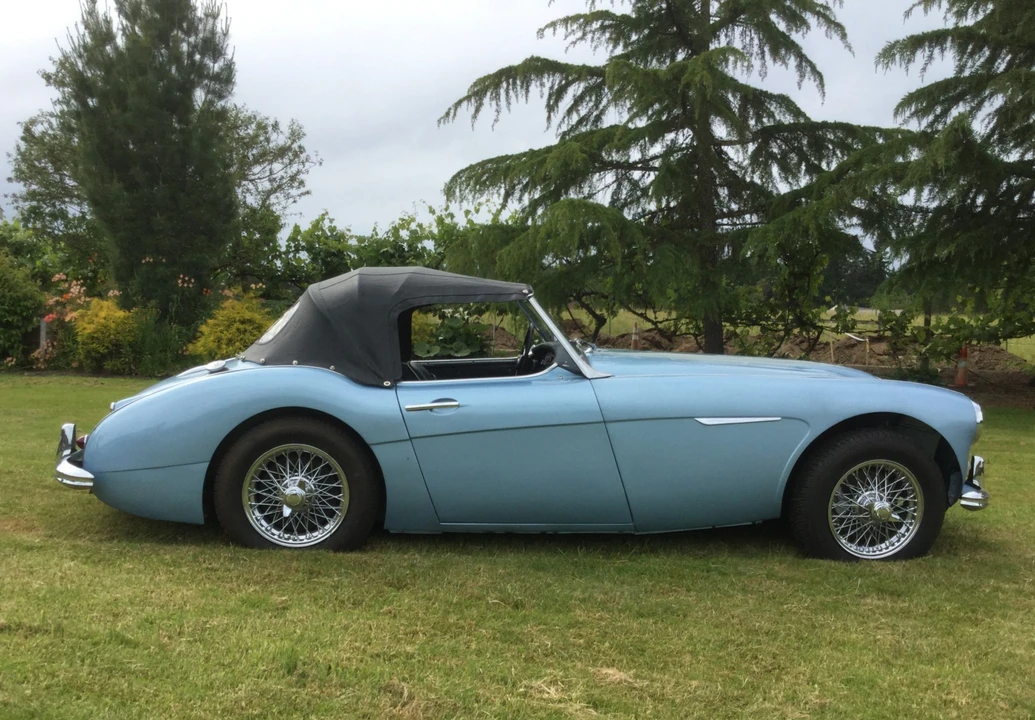 1961 Austin-Healey 3000 - Image 8 of 31