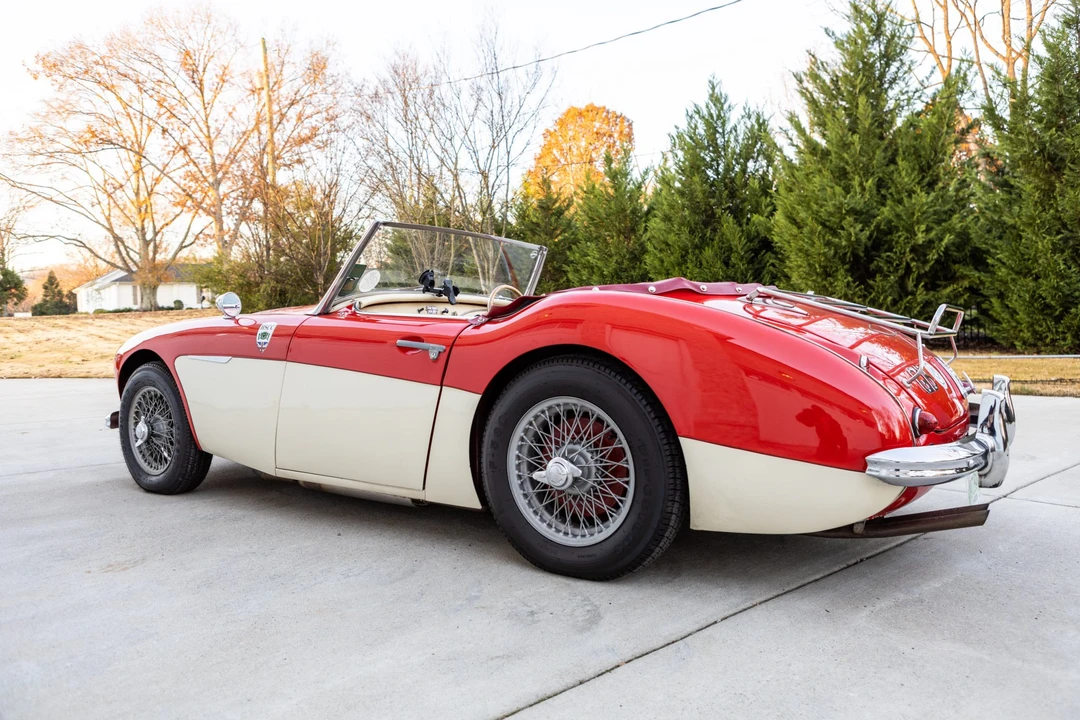 1961 Austin-Healey 3000 Mark II - Image 9 of 31