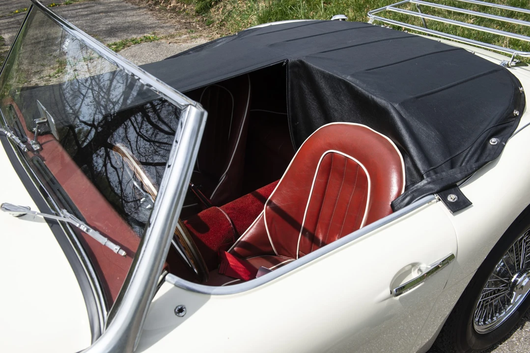 1961 Austin-Healey 3000 Mark I - Image 28 of 31